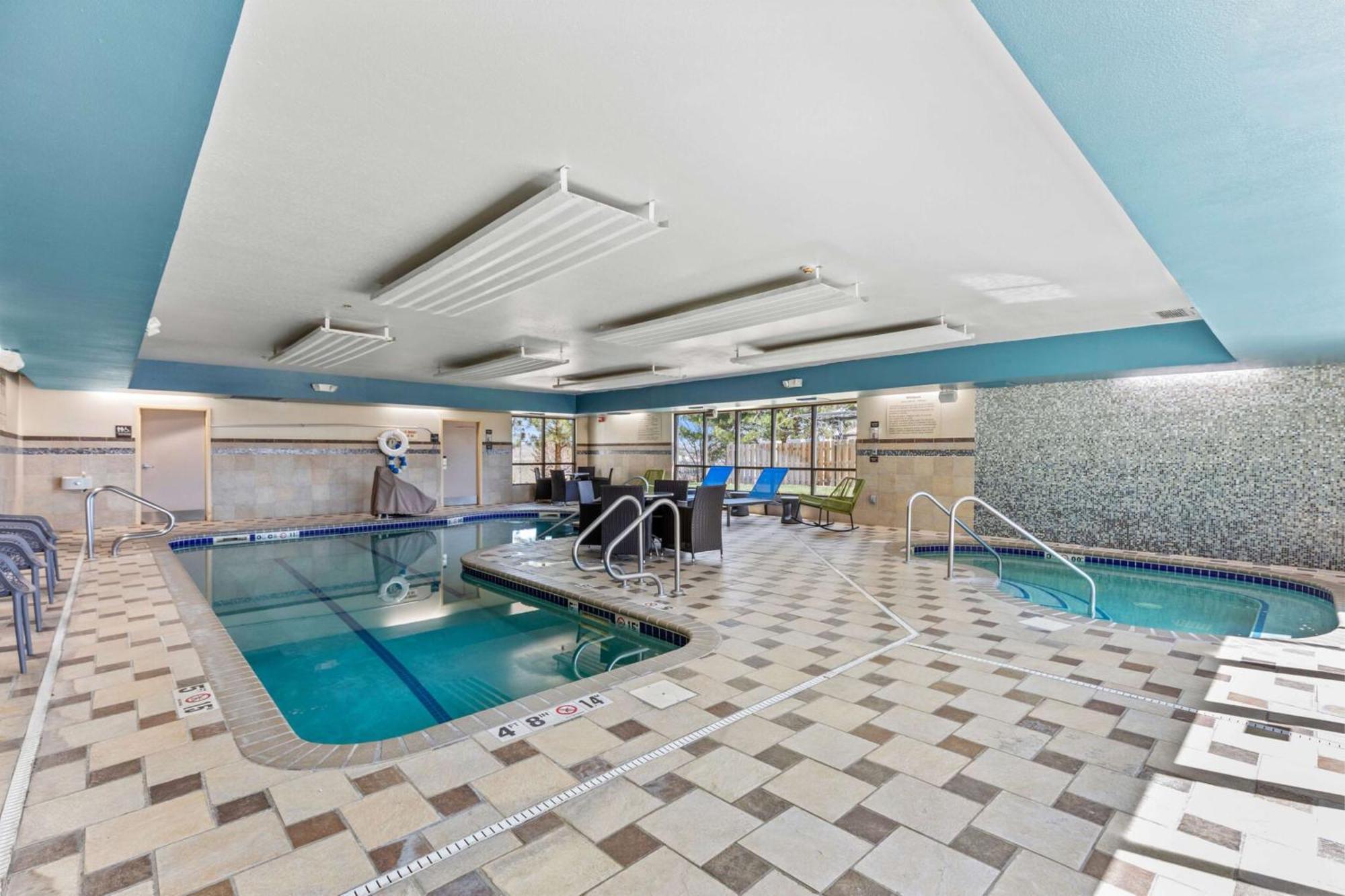 Hampton Inn & Suites Greeley Extérieur photo