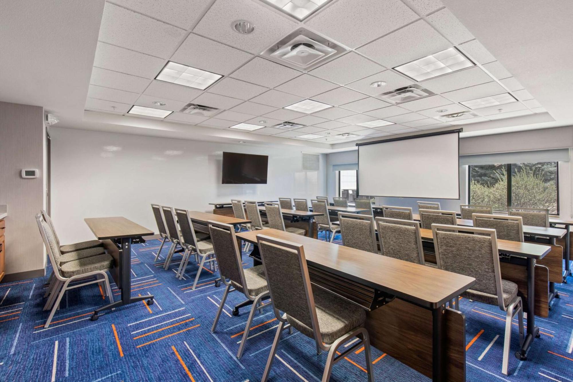 Hampton Inn & Suites Greeley Extérieur photo